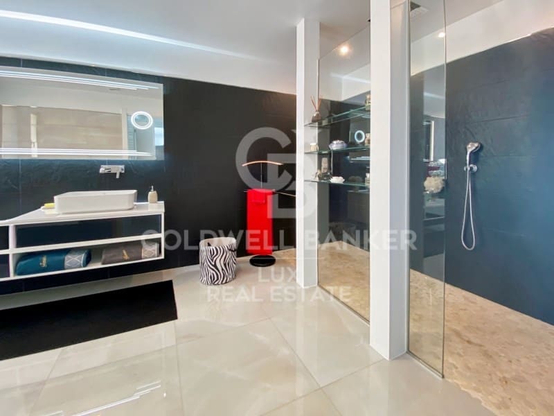 4 slaapkamer Villa te koop in Llanca met zwembad garage - € 2.110.000 (Ref: 8411799)