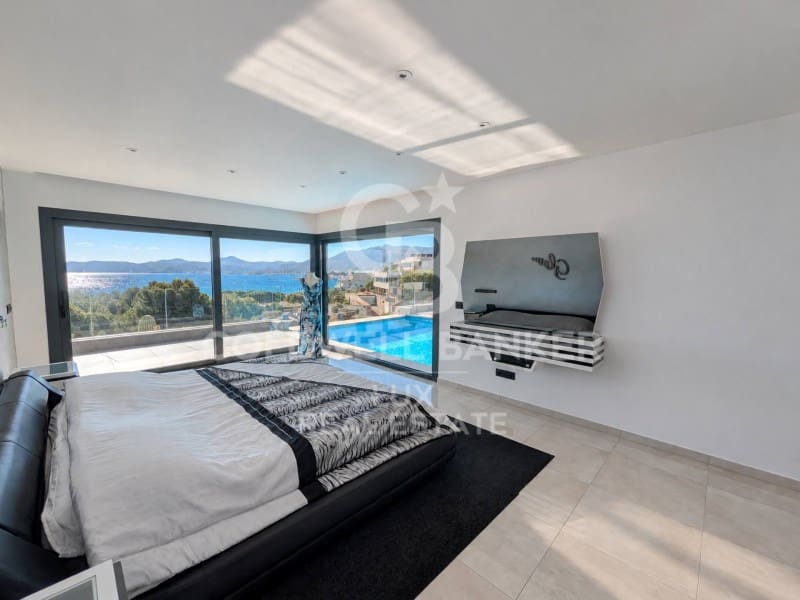 4 sovrum Villa till salu i Llanca med pool garage - 1 995 000 € (Ref: 8411799)