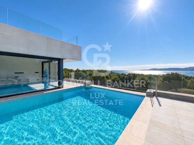 Chalet de 4 habitaciones en Llançà en venta con piscina garaje - 1.995.000 € (Ref: 8411799)