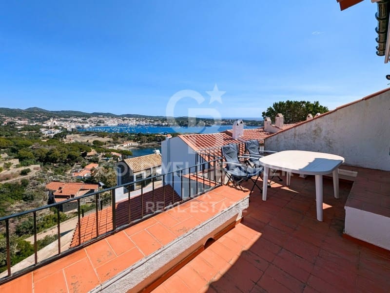 3 bedroom Villa for sale in Cadaques - € 720,000 (Ref: 8446080)