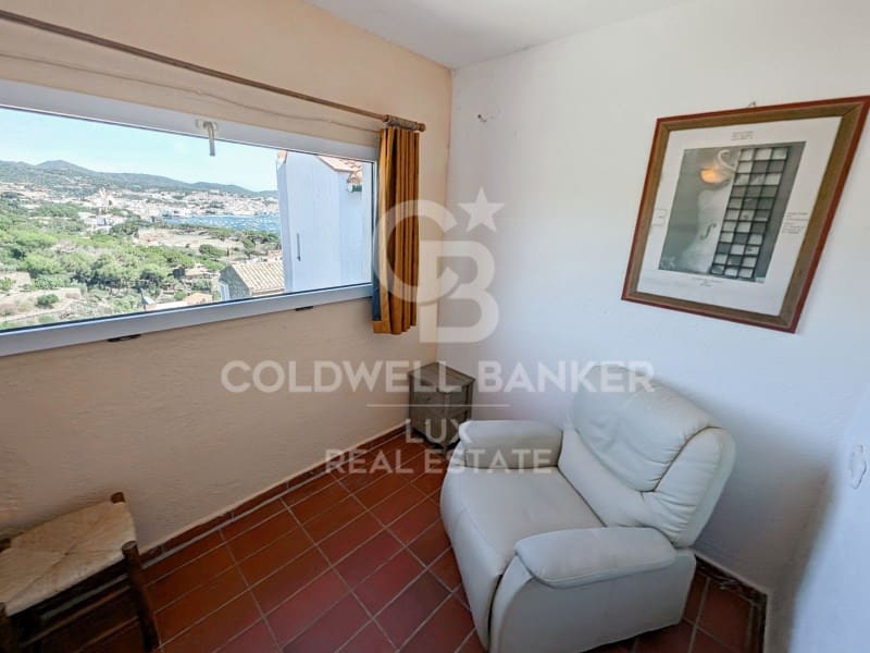 3 bedroom Villa for sale in Cadaques - € 720,000 (Ref: 8446080)