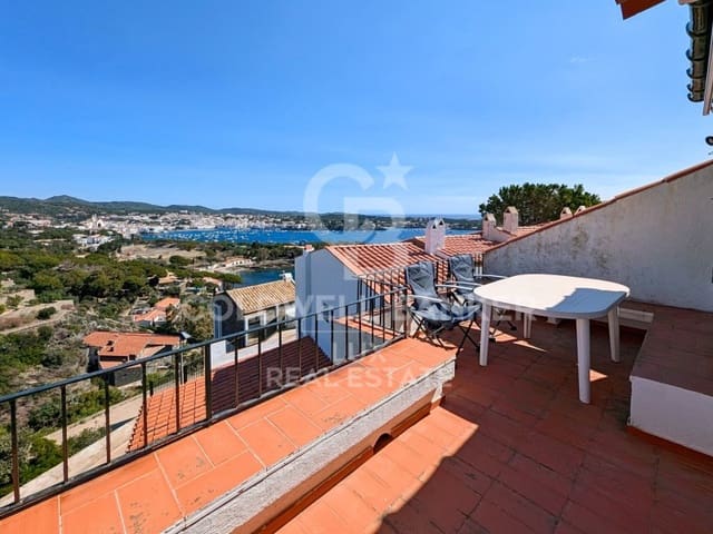 3 bedroom Villa for sale in Cadaqués - € 720,000 (Ref: 8446080)