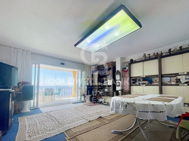 Piso de 3 habitaciones en Roses en venta - 561.000 € (Ref: 8470185)