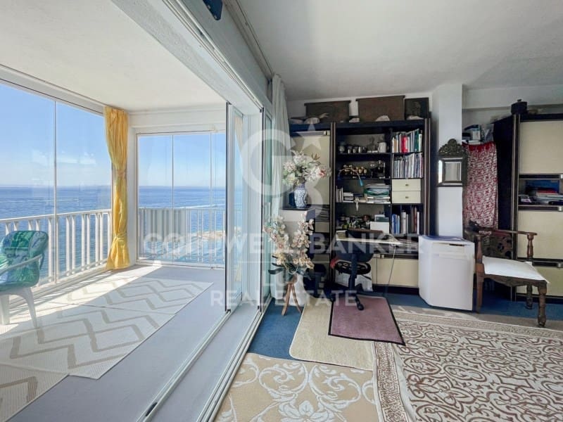 Piso de 3 habitaciones en Roses en venta - 561.000 € (Ref: 8470185)