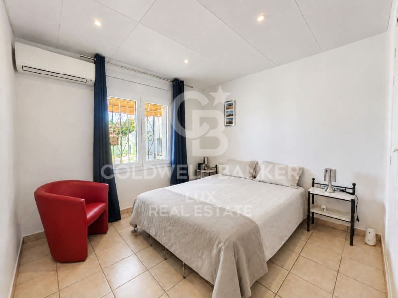 4 bedroom Villa for sale in Empuriabrava with pool garage - € 745,000 (Ref: 8487861)