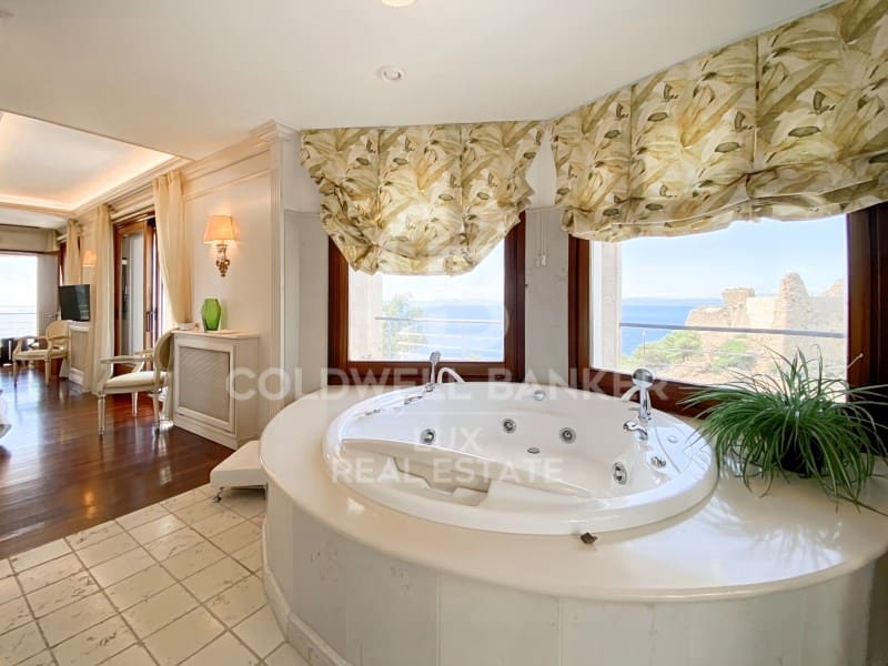 4 chambre Villa/Maison à vendre à Roses avec piscine garage - 2 550 000 € (Ref: 8534350)