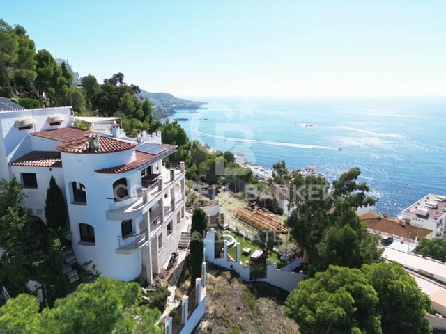 4 Zimmer Villa zu verkaufen in Roses mit Pool Garage - 2.550.000 € (Ref: 8534350)