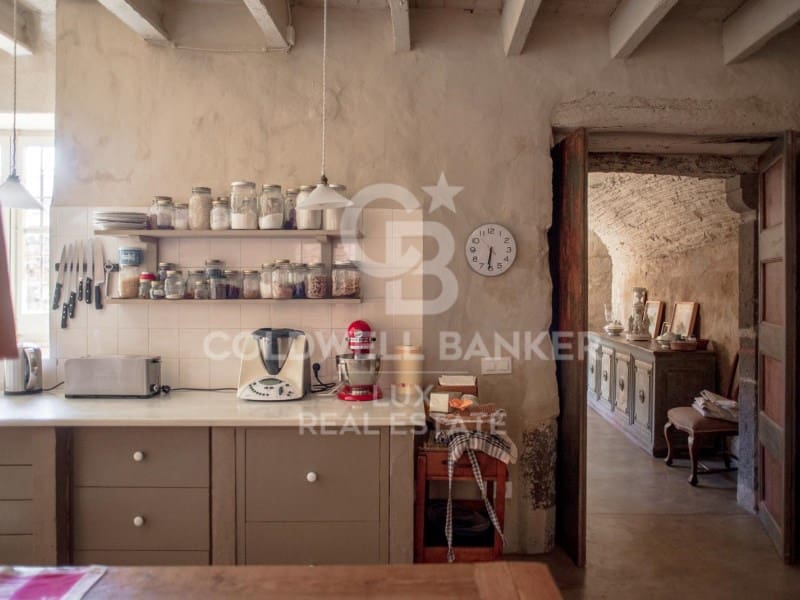 6 bedroom Finca/Country House for sale in Vilamacolum - € 1,590,000 (Ref: 8570973)