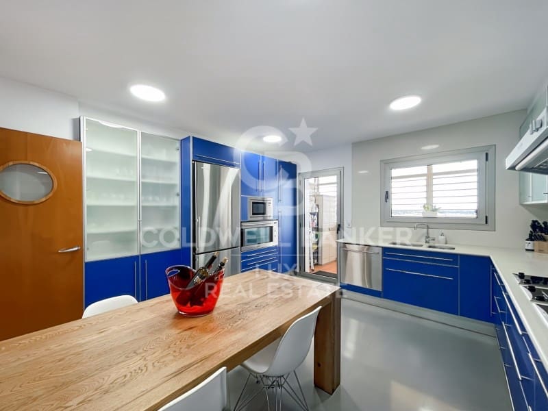 3 quarto Penthouse para venda em Figueres - 523 000 € (Ref: 8572480)