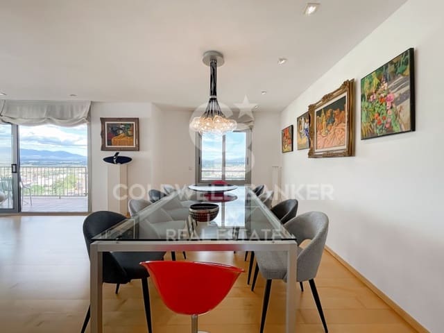 3 makuuhuone Kattohuoneisto myytävänä paikassa Figueres - 523 000 € (Ref: 8572480)