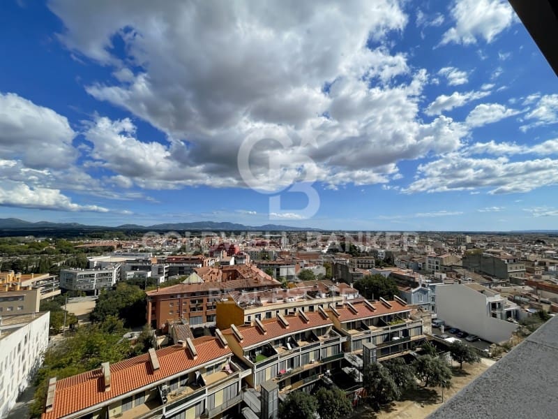 3 quarto Penthouse para venda em Figueres - 523 000 € (Ref: 8572480)