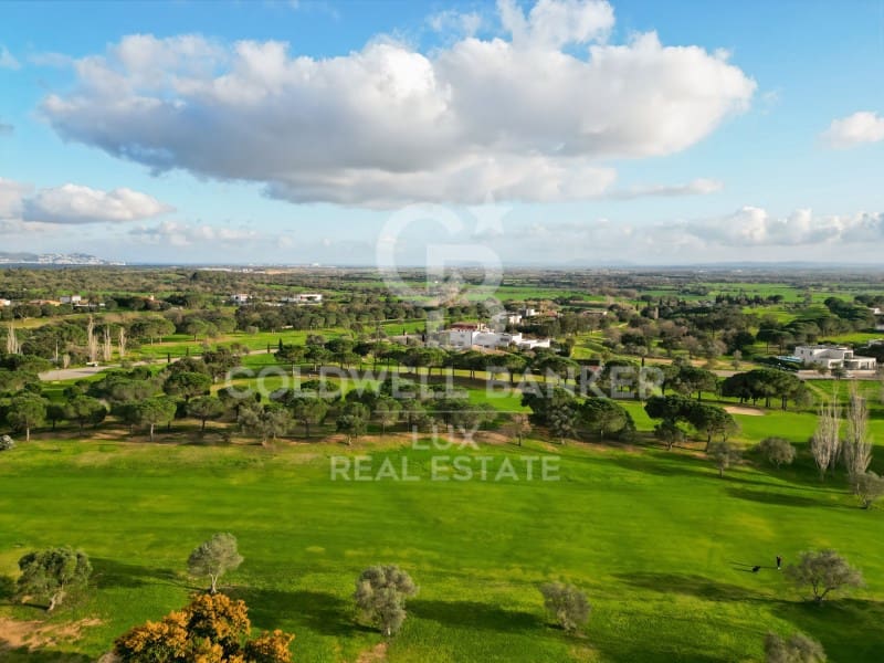 Tomt till salu i Peralada - 485 000 € (Ref: 8575207)