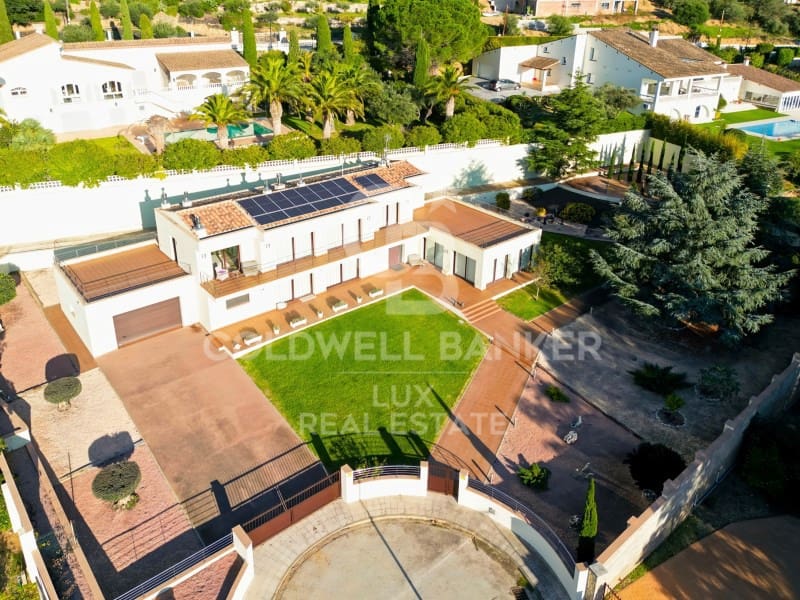 5 soveværelse Villa til salg i Pau med swimmingpool garage - € 1.500.000 (Ref: 8672279)