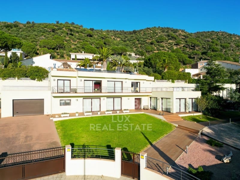 5 soveværelse Villa til salg i Pau med swimmingpool garage - € 1.500.000 (Ref: 8672279)