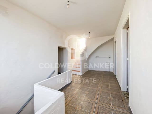 4 bedroom Finca/Country House for sale in Palau-saverdera with garage - € 249,000 (Ref: 8698336)