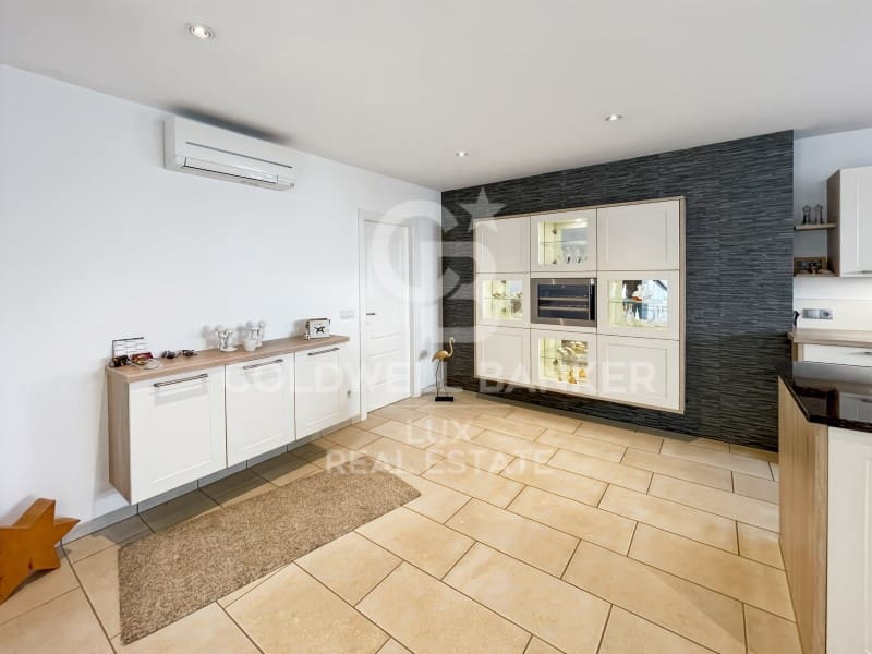 4 Zimmer Villa zu verkaufen in Empuriabrava mit Pool Garage - 1.180.000 € (Ref: 8699683)