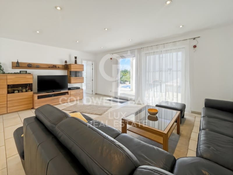 4 Zimmer Villa zu verkaufen in Empuriabrava mit Pool Garage - 1.180.000 € (Ref: 8699683)