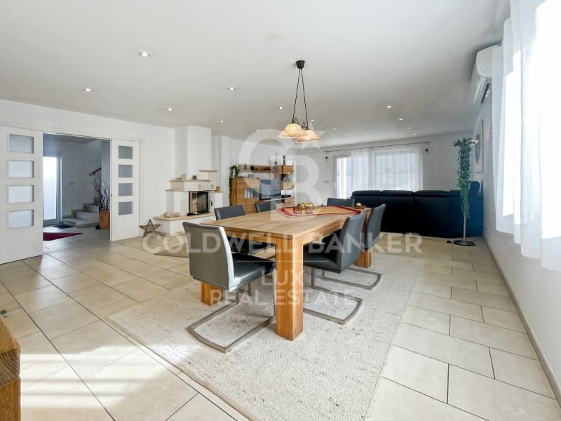 4 Zimmer Villa zu verkaufen in Empuriabrava mit Pool Garage - 1.180.000 € (Ref: 8699683)