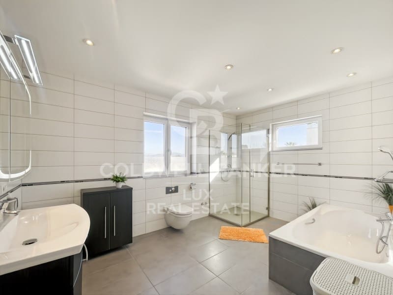 4 Zimmer Villa zu verkaufen in Empuriabrava mit Pool Garage - 1.180.000 € (Ref: 8699683)