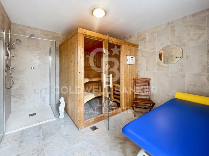 4 Zimmer Villa zu verkaufen in Empuriabrava mit Pool Garage - 1.180.000 € (Ref: 8699683)