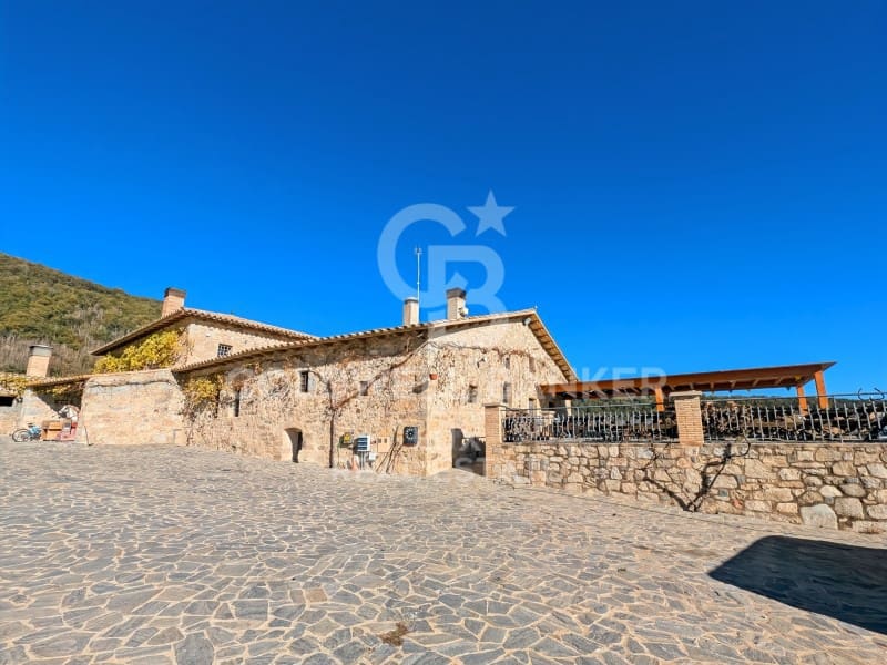12 soveværelse Finca/Landehus til salg i Agullana med swimmingpool - € 1.550.000 (Ref: 8699684)