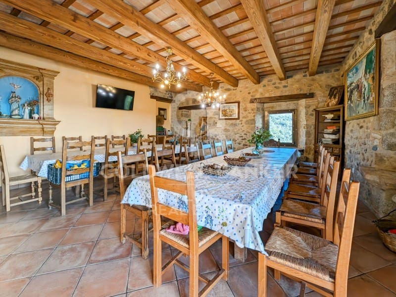 12 soveværelse Finca/Landehus til salg i Agullana med swimmingpool - € 1.550.000 (Ref: 8699684)