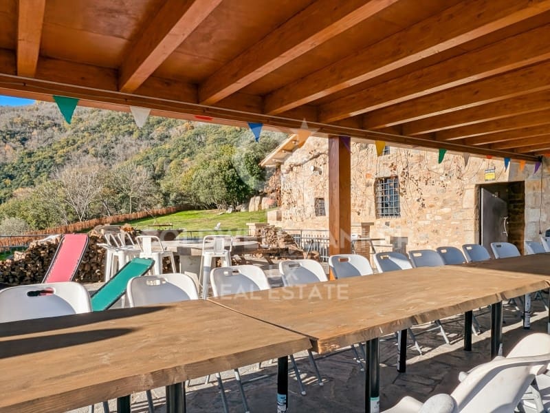 12 soveværelse Finca/Landehus til salg i Agullana med swimmingpool - € 1.550.000 (Ref: 8699684)