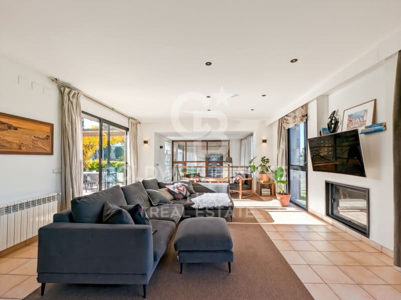 6 soverom Villa til salgs i L'Escala med svømmebasseng garasje - € 1 200 000 (Ref: 8699685)