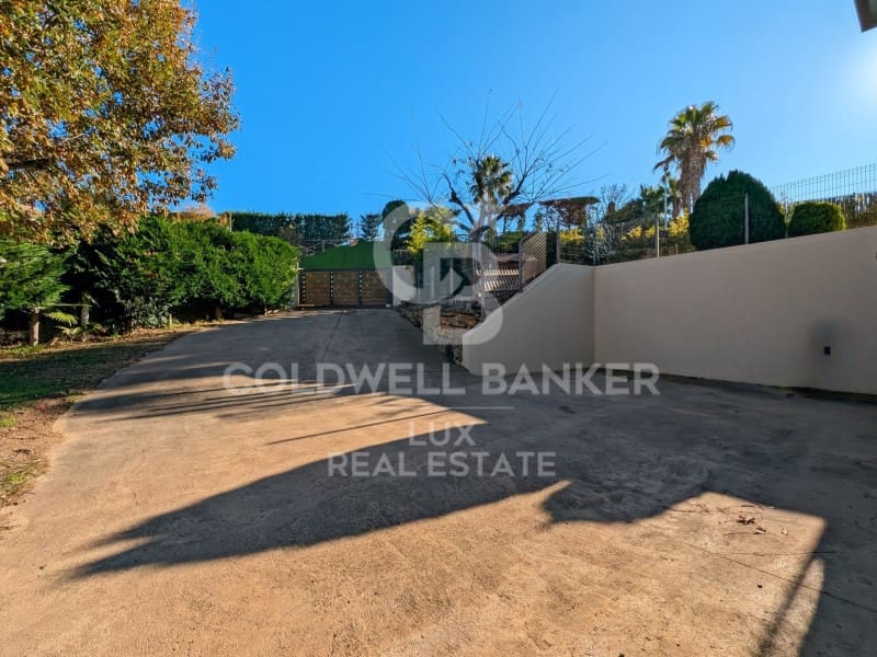 6 soverom Villa til salgs i L'Escala med svømmebasseng garasje - € 1 200 000 (Ref: 8699685)