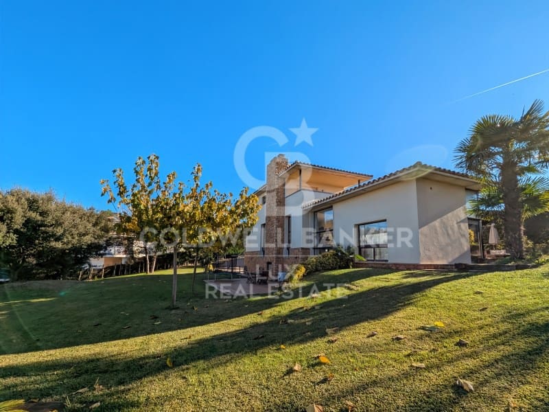 6 soverom Villa til salgs i L'Escala med svømmebasseng garasje - € 1 200 000 (Ref: 8699685)