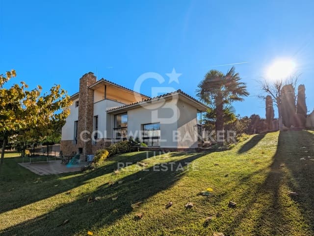 6 bedroom Villa for sale in L'Escala with pool garage - € 1,200,000 (Ref: 8699685)