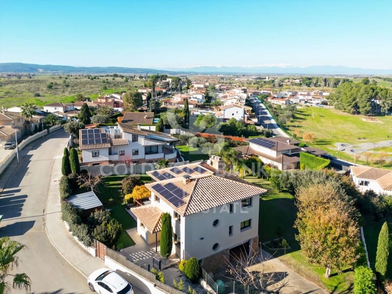 6 soverom Villa til salgs i L'Escala med svømmebasseng garasje - € 1 200 000 (Ref: 8699685)