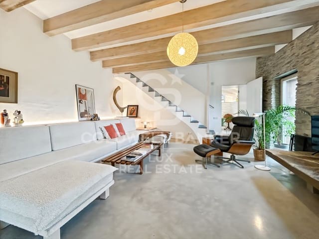 Finca/Casa Rural de 7 habitaciones en Cadaqués en venta con piscina - 3.250.000 € (Ref: 8704179)