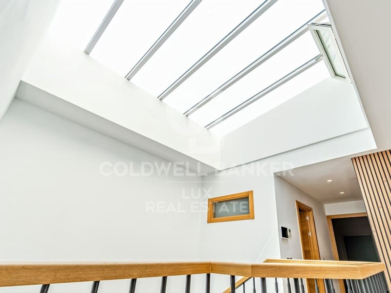 3 soveværelse Villa til salg i Figueres med garage - € 480.000 (Ref: 8729847)