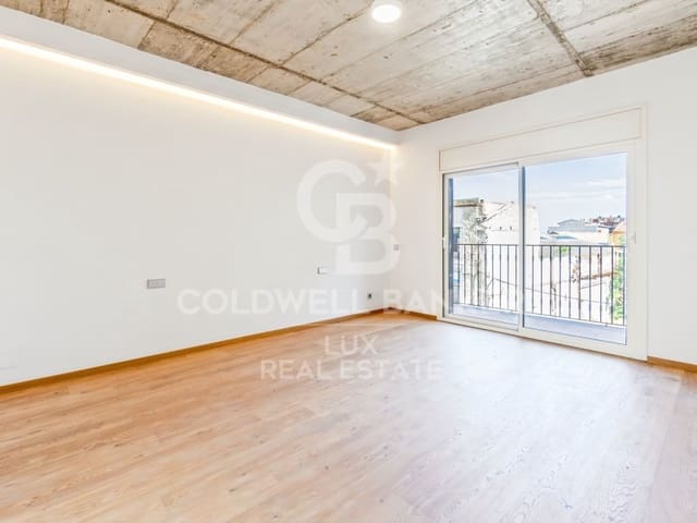 3 sovrum Villa till salu i Figueres med garage - 480 000 € (Ref: 8729847)