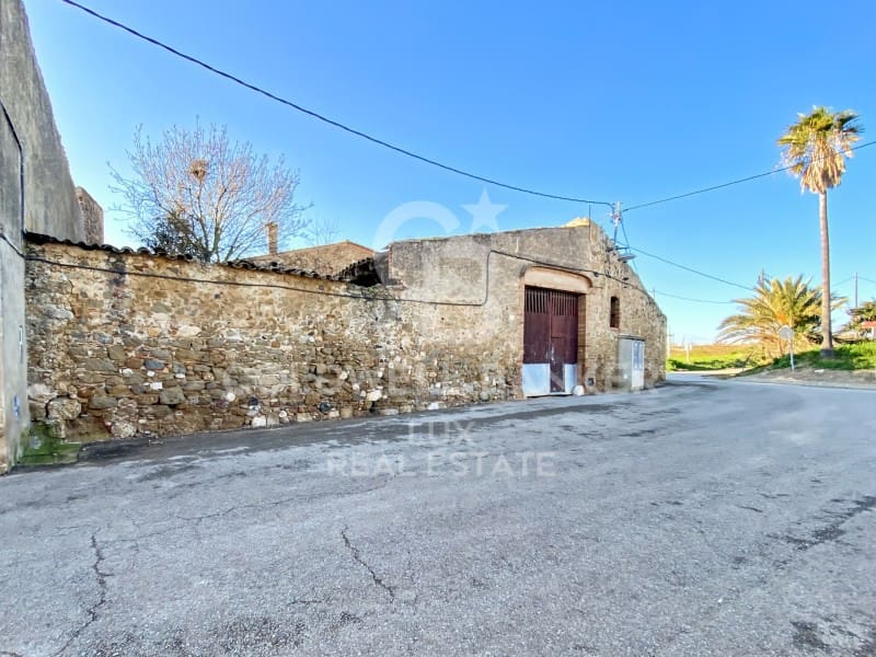 6 slaapkamer Finca/Landhuis te koop in La Tallada d'Emporda - € 545.000 (Ref: 8741803)