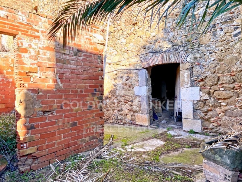 6 slaapkamer Finca/Landhuis te koop in La Tallada d'Emporda - € 545.000 (Ref: 8741803)