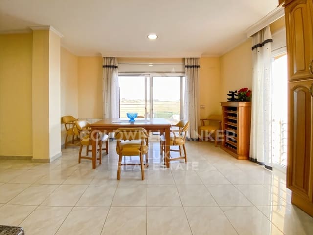 4 bedroom Villa for sale in Vilamalla with pool garage - € 595,000 (Ref: 8756230)