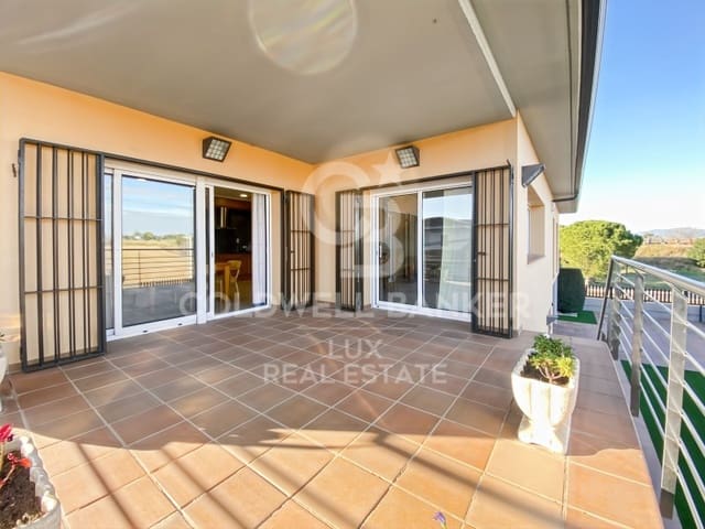 4 bedroom Villa for sale in Vilamalla with pool garage - € 595,000 (Ref: 8756230)