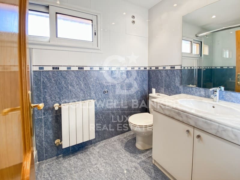 4 soveværelse Villa til salg i Vilamalla med swimmingpool garage - € 595.000 (Ref: 8756230)