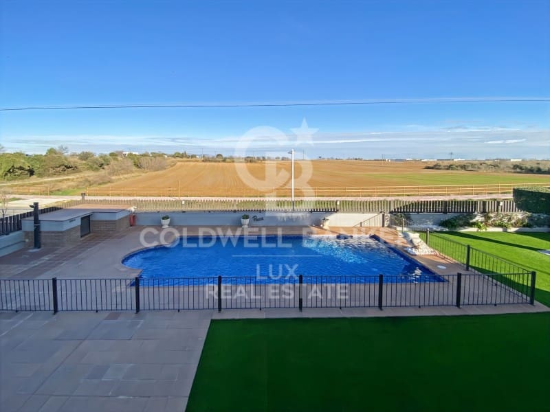 4 soveværelse Villa til salg i Vilamalla med swimmingpool garage - € 595.000 (Ref: 8756230)