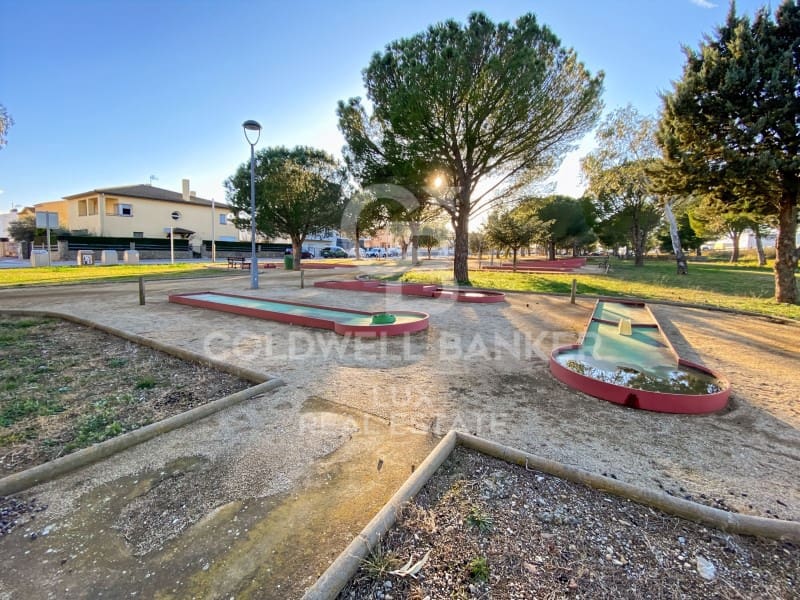 4 soveværelse Villa til salg i Vilamalla med swimmingpool garage - € 595.000 (Ref: 8756230)