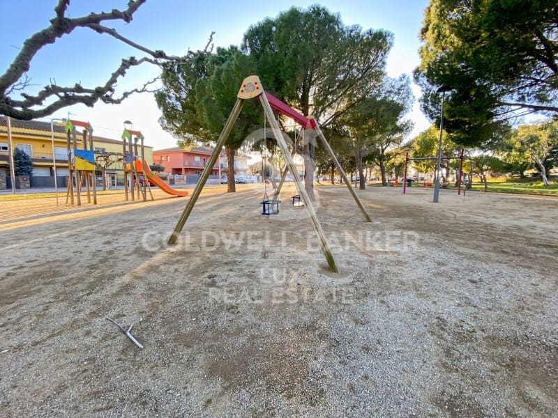 4 soveværelse Villa til salg i Vilamalla med swimmingpool garage - € 595.000 (Ref: 8756230)