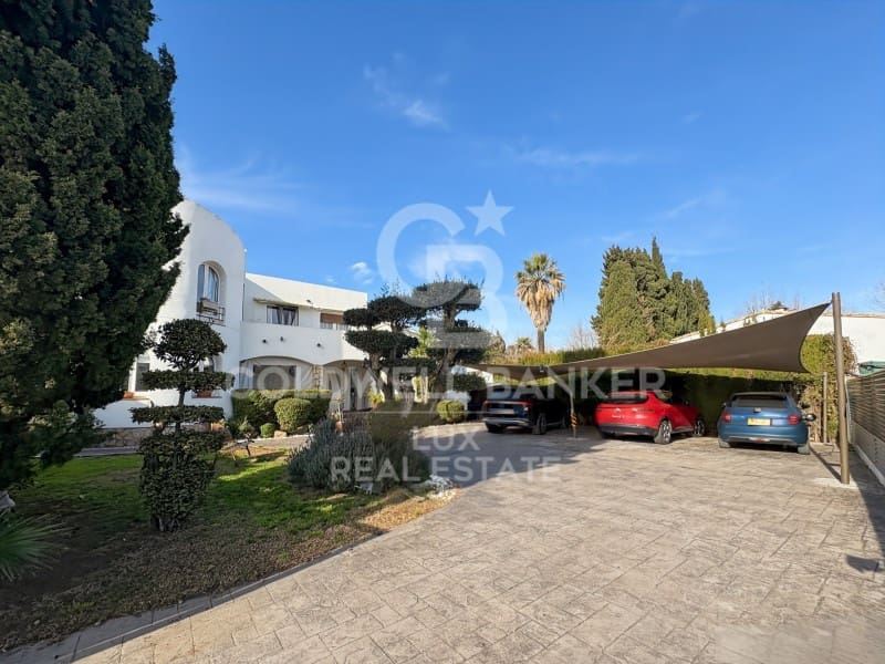 4 chambre Villa/Maison à vendre à Empuriabrava avec piscine garage - 795 000 € (Ref: 8757914)