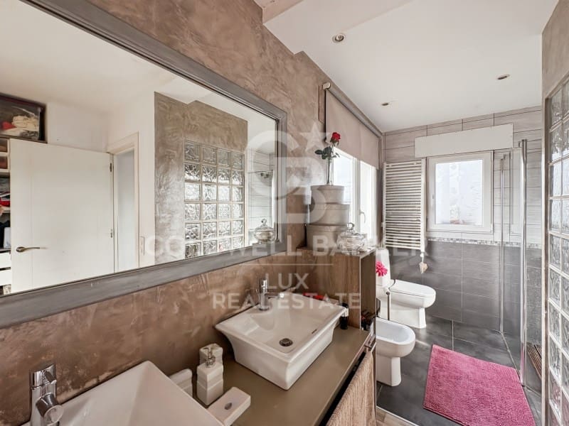 4 chambre Villa/Maison à vendre à Empuriabrava avec piscine garage - 795 000 € (Ref: 8757914)