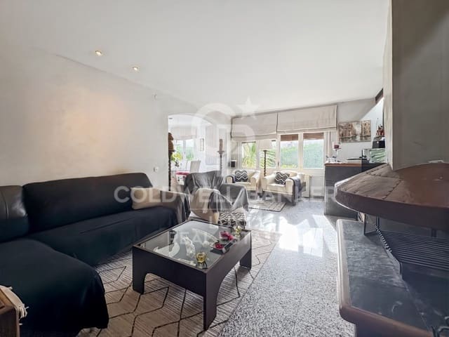 4 chambre Villa/Maison à vendre à Empuriabrava, Castelló d'Empúries avec piscine garage - 795 000 € (Ref: 8757914)