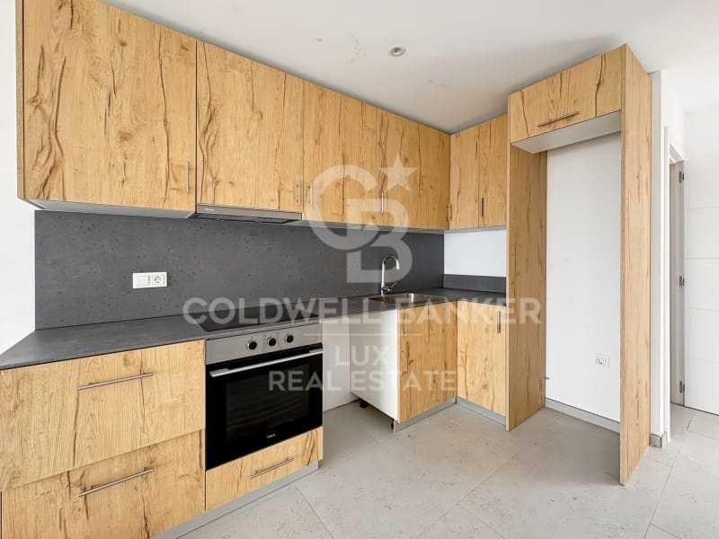 4 bedroom Villa for sale in Roses - € 620,000 (Ref: 8760025)