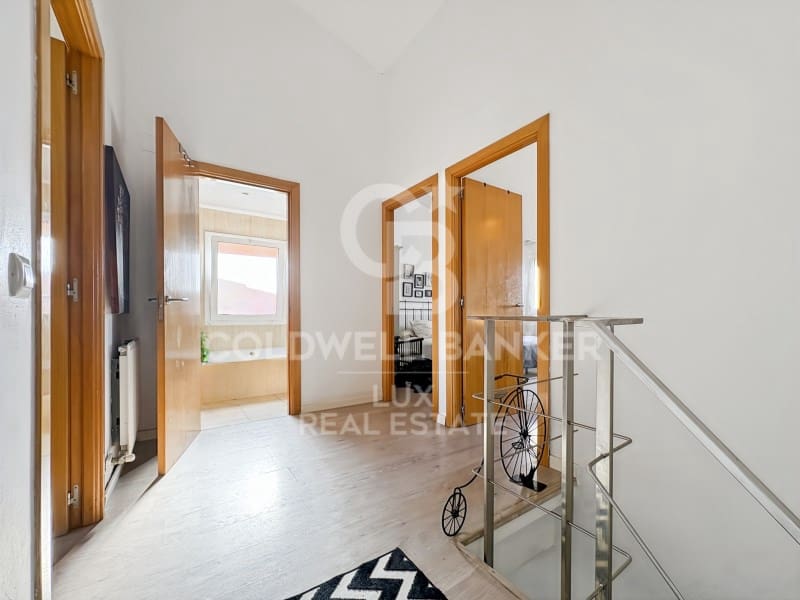 4 sypialnia Willa na sprzedaż w Empuriabrava z garażem - 330 000 € (Ref: 8764963)