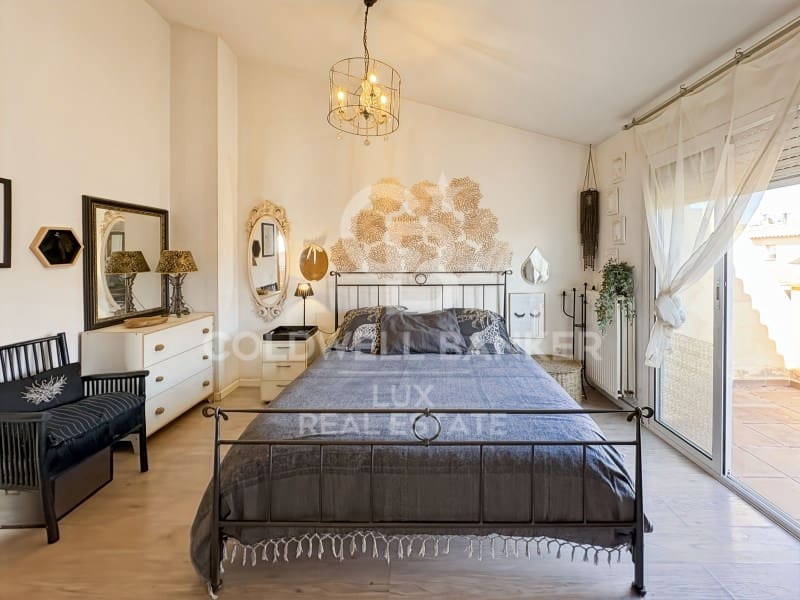 4 sypialnia Willa na sprzedaż w Empuriabrava z garażem - 330 000 € (Ref: 8764963)