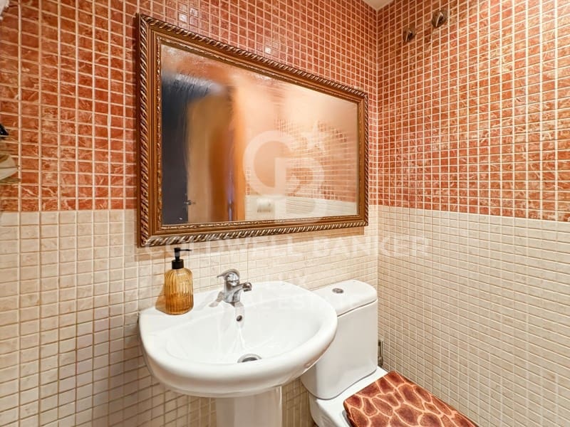 4 sypialnia Willa na sprzedaż w Empuriabrava z garażem - 330 000 € (Ref: 8764963)